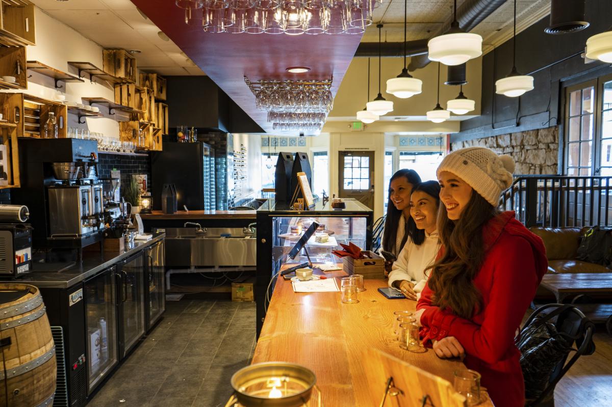 Drinks at EsoTerra Ciderworks During Winter | Dave Sugnet | Visit Durango